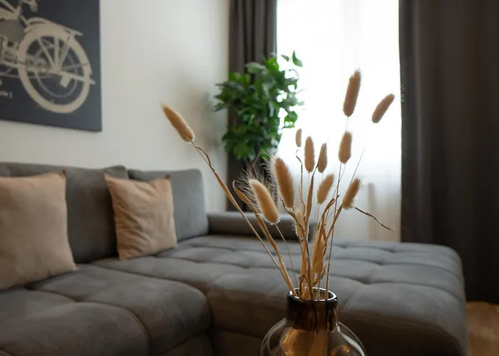 Apartmán Charming With Balcony, Close To Stephansdom Cathedral Vídeň