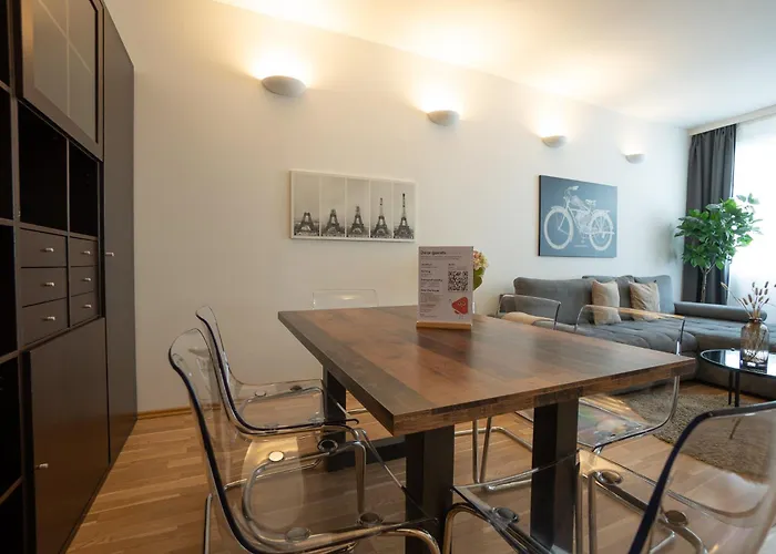 Apartmán Charming With Balcony, Close To Stephansdom Cathedral Vídeň