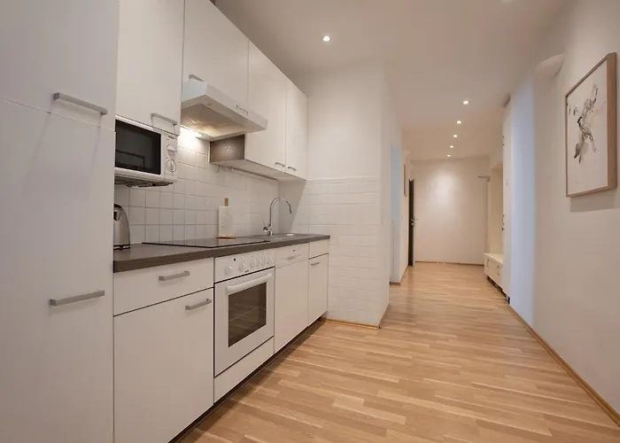 Charming With Balcony, Close To Stephansdom Cathedral Apartmán