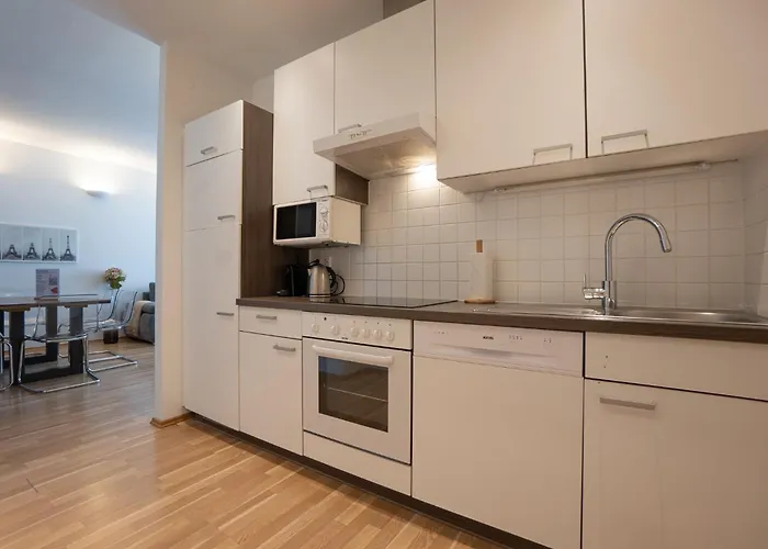 Charming With Balcony, Close To Stephansdom Cathedral Apartmán Vídeň