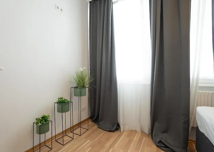 Charming With Balcony, Close To Stephansdom Cathedral Apartmán Vídeň