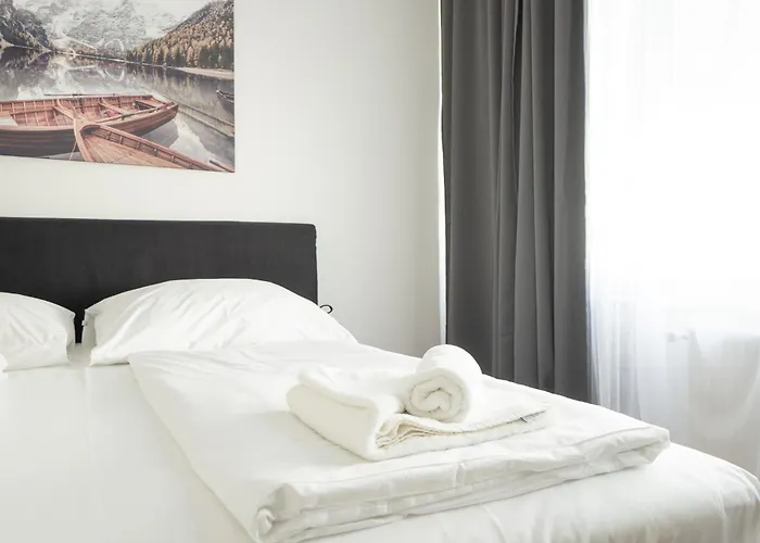 Charming With Balcony, Close To Stephansdom Cathedral *